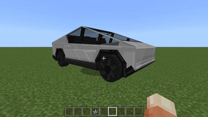 CyberTruck спереди